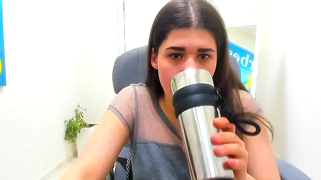 Joannia Chat XXX live