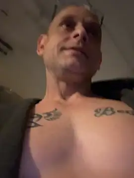 Chat XXX en directo de Buffshagswell