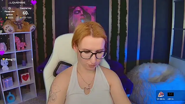 AliceBYKissn Live XXX chat