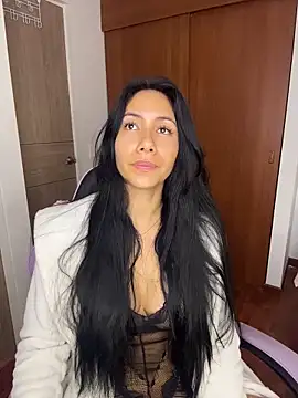 ArianaReynoldss' Live XXX Chat