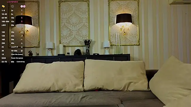 SimonaKarolyのライブXXXチャット