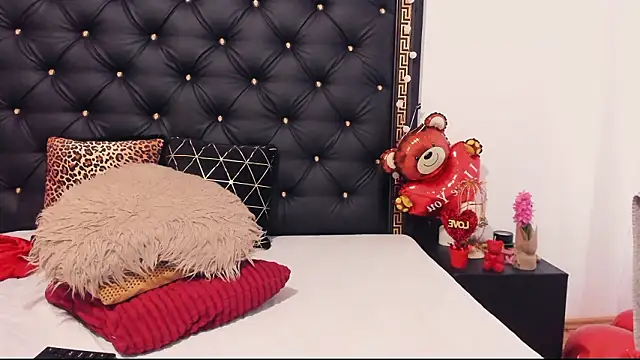 แชท XXX สดของ PreciousAillyn