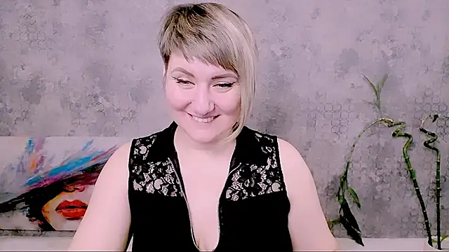 Djullia – Naživo XXX chat