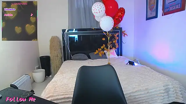 Lillianhot68 现场XXX聊天