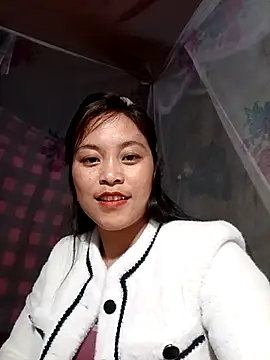 Chat +18 de Alice-567 ao vivo