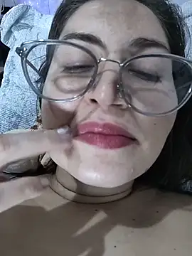 Chat +18 de dani123unica ao vivo