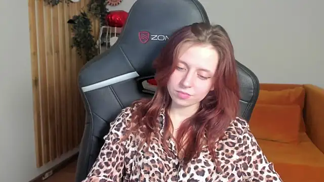 FreyaVey: онлайн-секс-чат