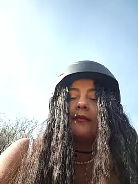 bellapaty Adlı Modelin Canlı XXX Sohbeti