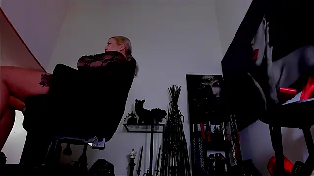 Czat XXX na żywo – MistressDemi