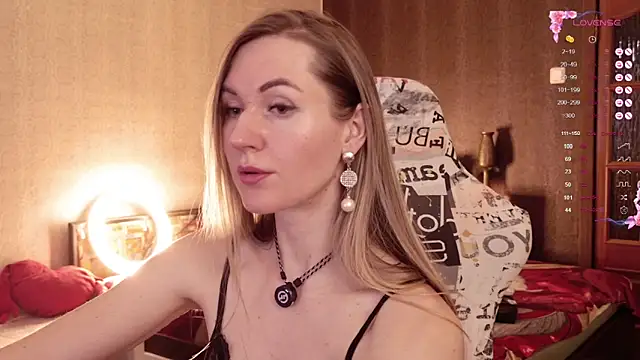 Chat +18 de Hello_Lisha ao vivo