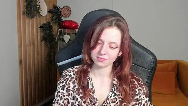 Онлайн чат XXX FreyaVey