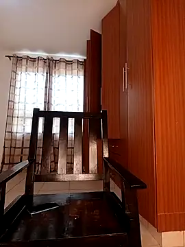 Miss_new_booty élő XXX-chatje