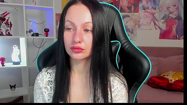 NaomiBlakes Chat XXX in diretta