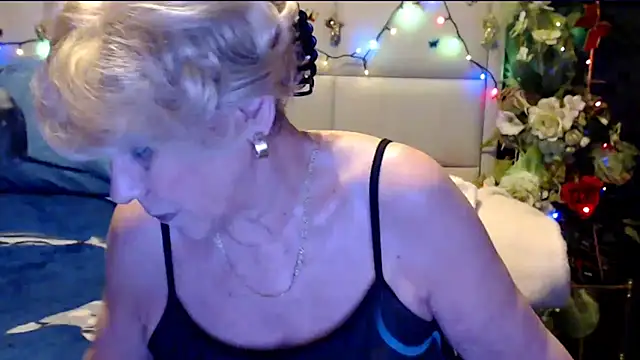 HappyWomanOn Live XXX-chat
