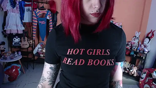 MissMiia2 现场XXX聊天