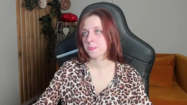 FreyaVey – webcam-show