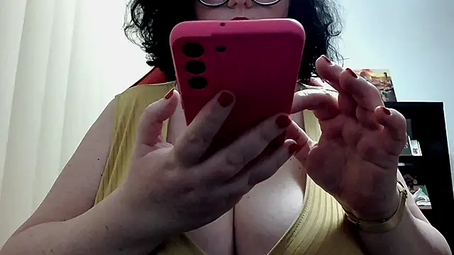 Chat XXX en directo de MissTroublle