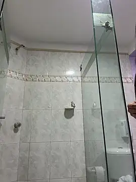 kiim_taaylor Pertunjukan Webcam