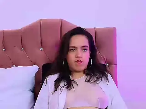 sara_santana__ লাইভ XXX চ্যাট