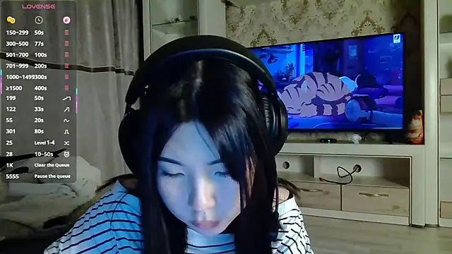 AprilOnillln Live XXX chat