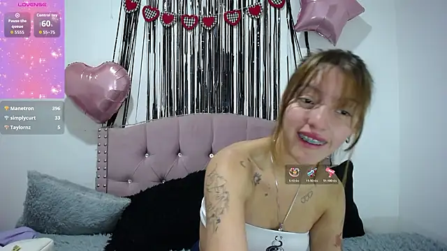 emily_cooper_pym Chat XXX live