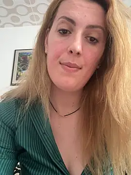 DollieRosse লাইভ XXX চ্যাট