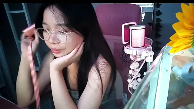 دردشة DanicaDreamX الجنسية المباشرة