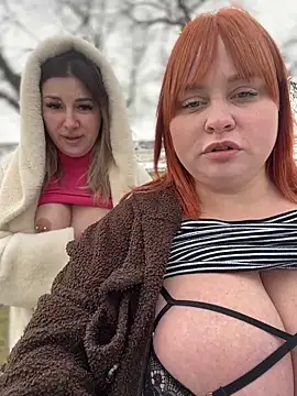 SweetCuteGirls1023: онлайн-секс-чат