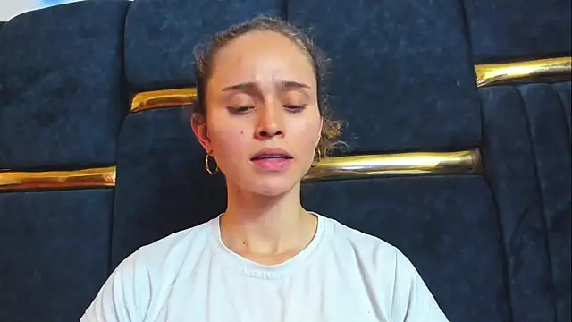 fulfill_fantasies1 Live XXX Chat