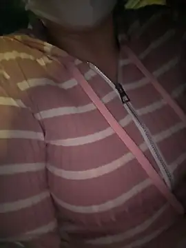 Meii-meyy – Naživo XXX chat