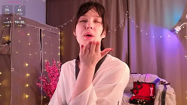 Chatroom XXX en direct de KiraYukimura