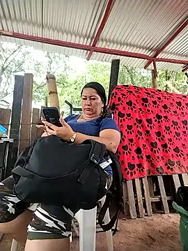 Chat +18 de Brenda_Berck_ ao vivo