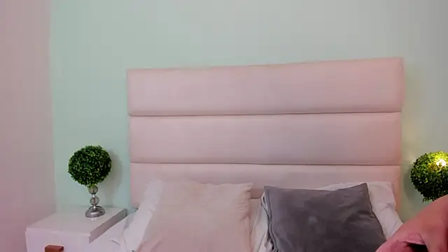 Chat +18 de ScarletLevis ao vivo