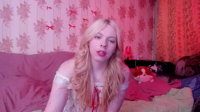 Chat +18 de Cutie_Bambi ao vivo