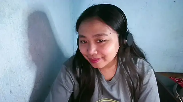 Chatroom XXX en direct de EmmalineBroner