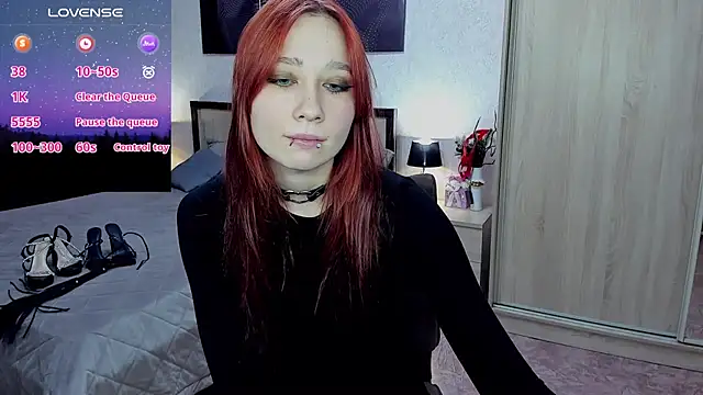 AdrianWild Adlı Modelin Canlı XXX Sohbeti