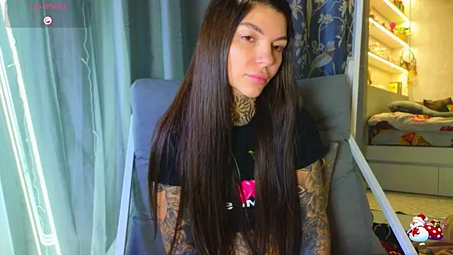 Živý XXX chat tattooedBabyy