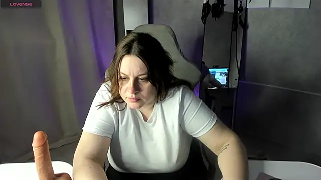 Valery_Grand Chat XXX in diretta