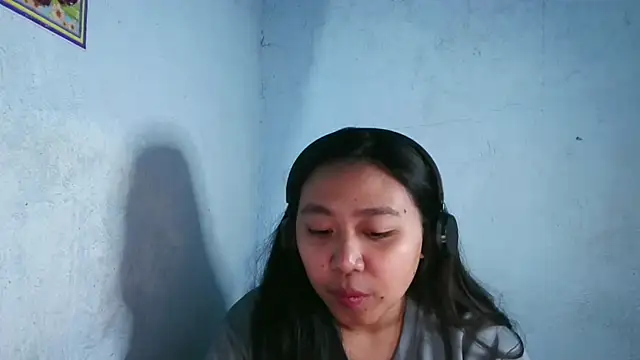 EmmalineBroner Chat XXX live