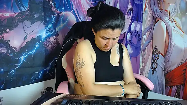 Pokazy przed kamerką – MissLusty_