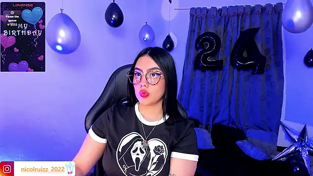 Nicolle_Ruizz 现场XXX聊天