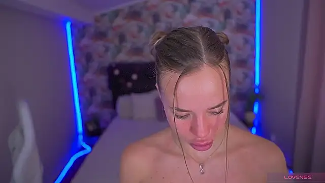 Sexy_Ira Live XXX-Chat