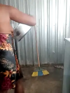 Chat +18 de matureexoticdance ao vivo