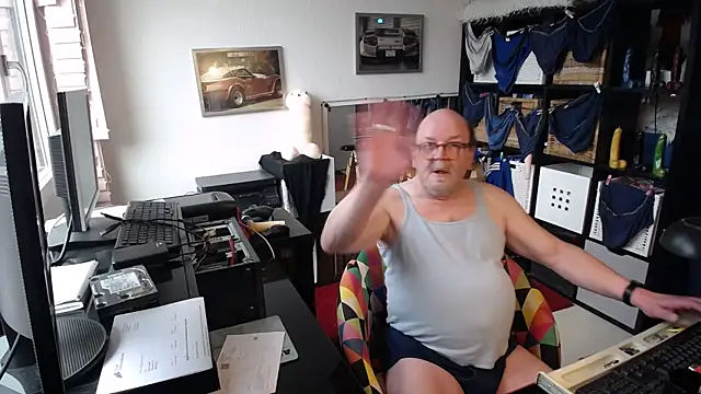 wankcellar Live XXX Chat