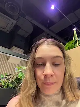 Chat +18 de SashaCatt ao vivo