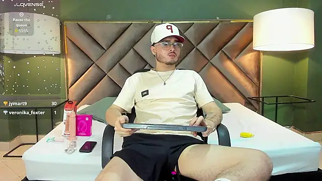 Salvattore_Muller's Webcam Show