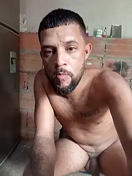 Hot_Veteran_1 élő XXX-chatje