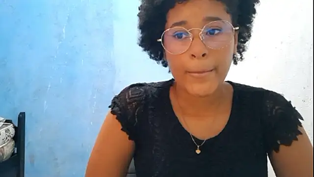 MadelynStamant – Naživo XXX chat