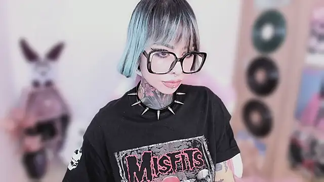 Živý XXX chat NikkiRamone