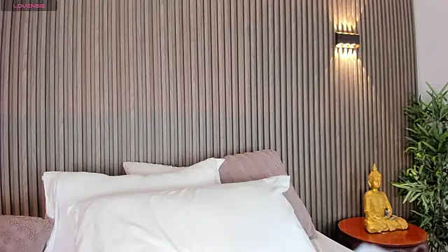 แชท XXX สดของ CaitlynCouper